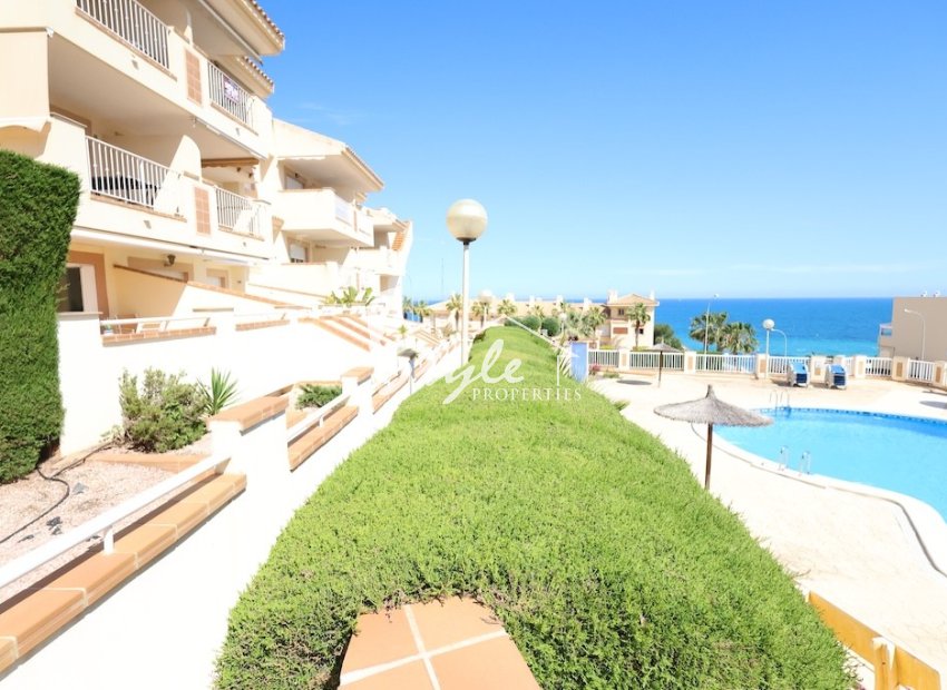 Comprar Apartamento con vistas al mar y al lado de la CAMPOAMOR. ID 6323