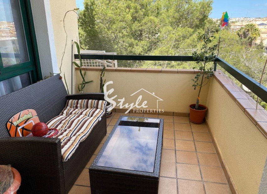 Comprar apartamento en Campoamor Golf cerca del golf. ID 4085