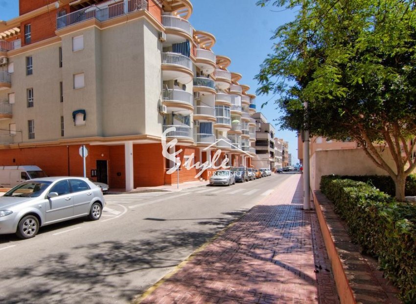 Comprar apartamento en la playa de La Mata, Torrevieja. ID 4037