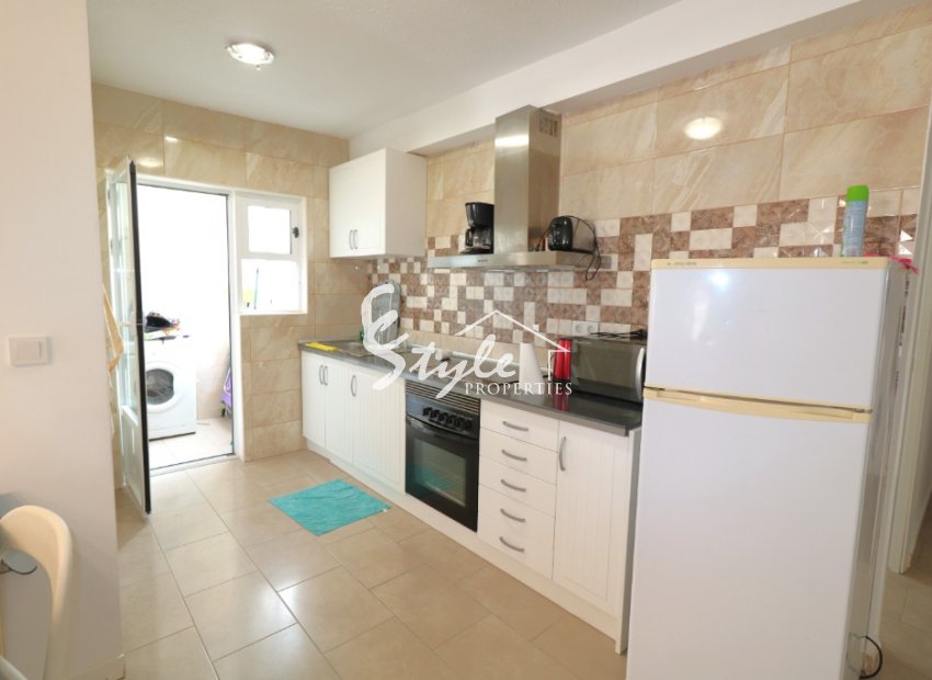 Comprar Apartamento en la playa de Torrevieja a 150 metros del mar. ID 6318