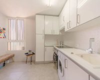 Comprar Apartamento en la playa de Torrevieja a 50 metros del mar. ID ST-6351