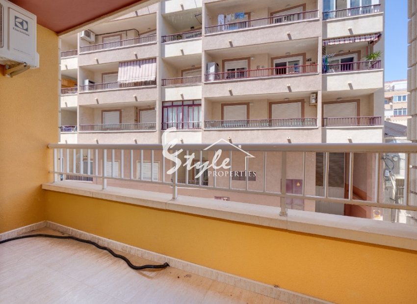 Comprar Apartamento en la playa de Torrevieja a 500 metros del mar. ID 6261