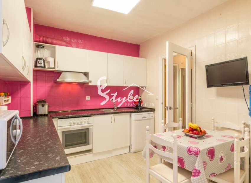 Comprar Apartamento en Playa Central, Torrevieja. ID 6309 