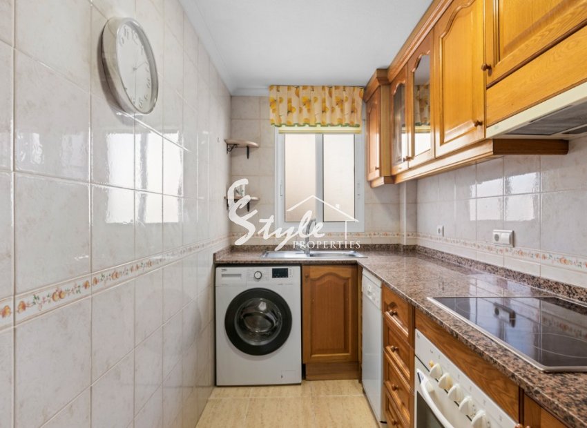 Comprar apartamento muy cerca de la playa en Guardamar del Segura, Costa Blanca. ID ST-6347