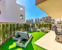 Comprar apartamento planta baja con grande terraza en Villamartin cerca del golf. ID 6163