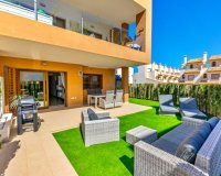 Comprar apartamento planta baja con grande terraza en Villamartin cerca del golf. ID 6163