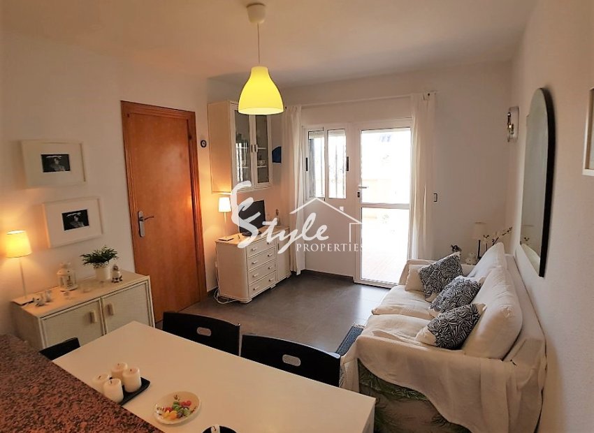 Comprar bungalow planta baja en La Mata, Torrevieja cerca del mar. ID 4642
