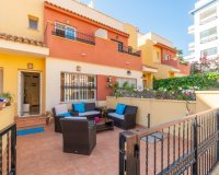 Comprar casa adosada con 3D con piscina y cerca del mar en Playa Flamenca, Orihuela Costa. ID: 4232