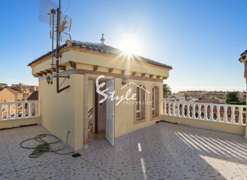 Comprar Chalet 5D en La Florida al lado del mar. ID 6155