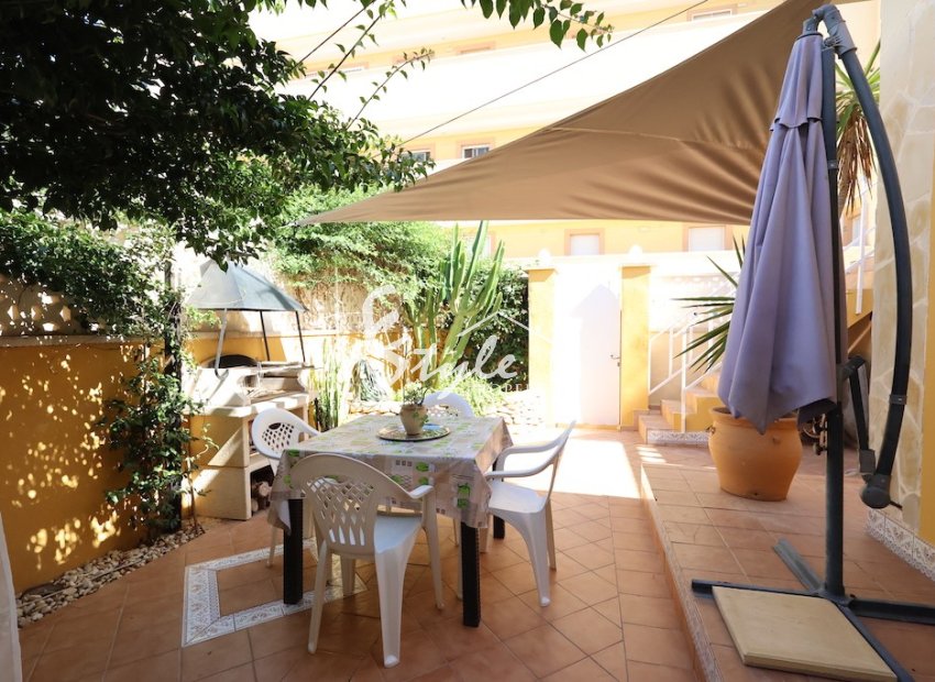 Comprar Chalet con piscina en Cabo Roig, Orihuela Costa cerca del mar. ID 6268