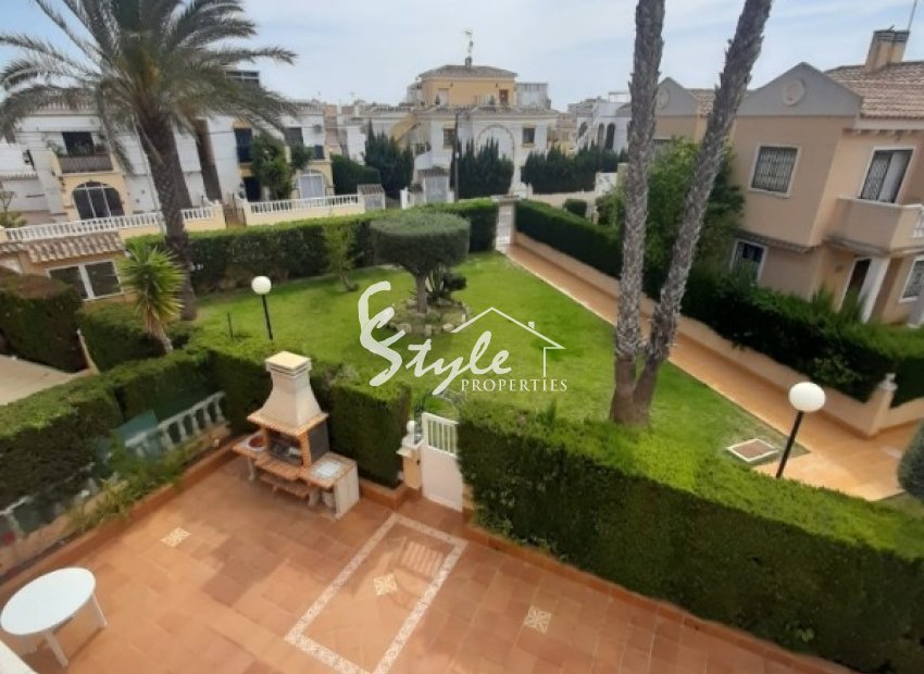 Comprar Duplex al lado del mar y playa en Residencial “Balcón del Mediterráneo” de Torrelamata, Torrevieja. ID 6279 