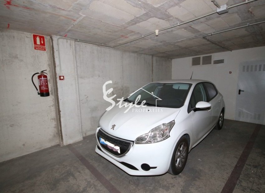 Comprar piso en la playa cerca del mar en Torrevieja, Playa de los Locos. ID 4888