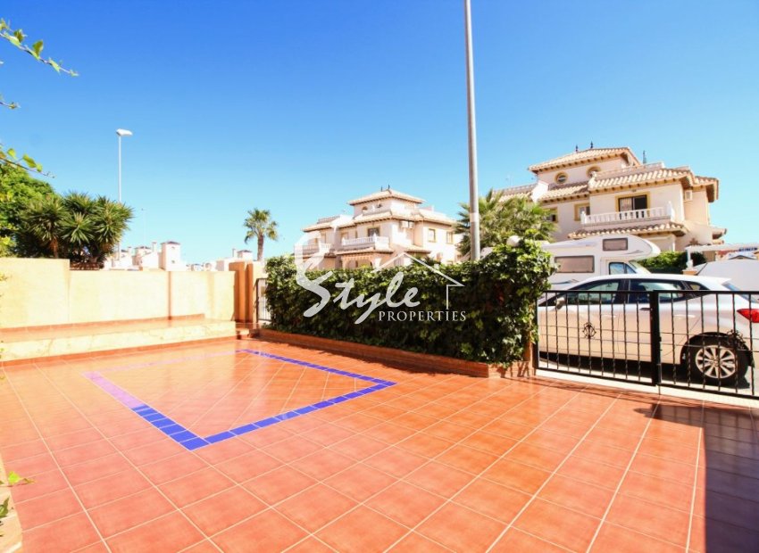 Comprar quad en Cabo Roig al lado del mar. id 4680
