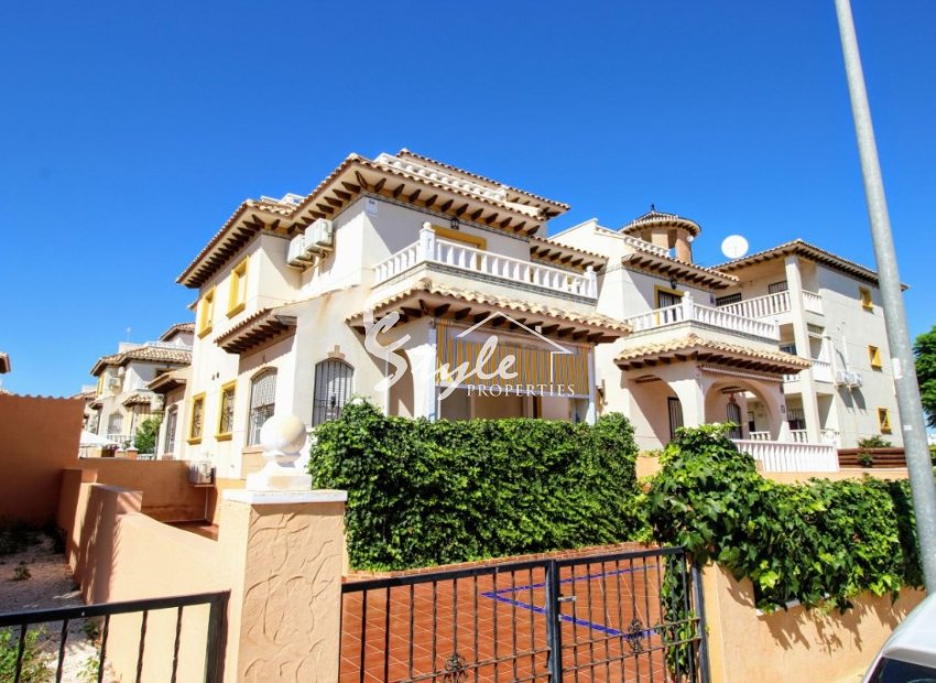 Comprar quad en Cabo Roig al lado del mar. id 4680