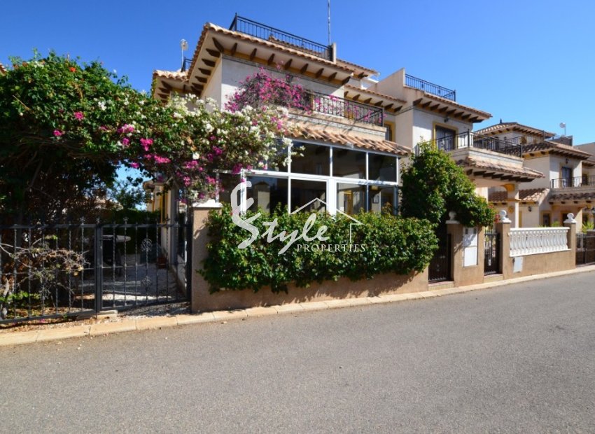 Comprar quad en Cabo Roig al lado del mar. id 4722