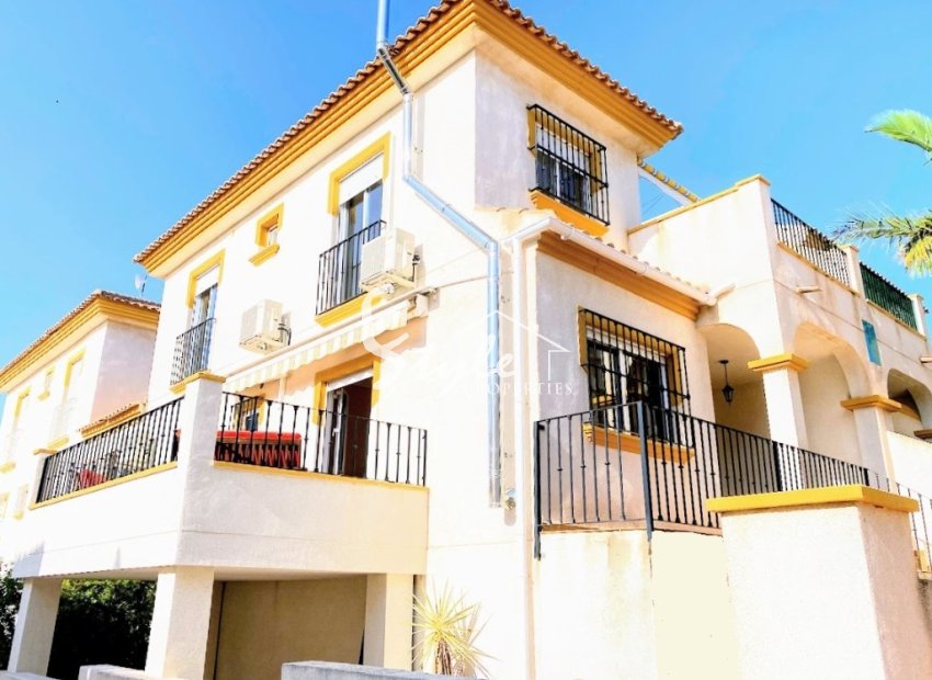Comprar townhouse quad en Los Altos, Torrevieja. ID 4621