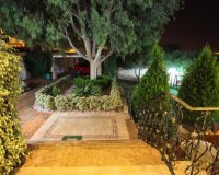 Comprar villa con parcela y piscina privada en Ciudad Quesada cerca del mar. ID 4316 