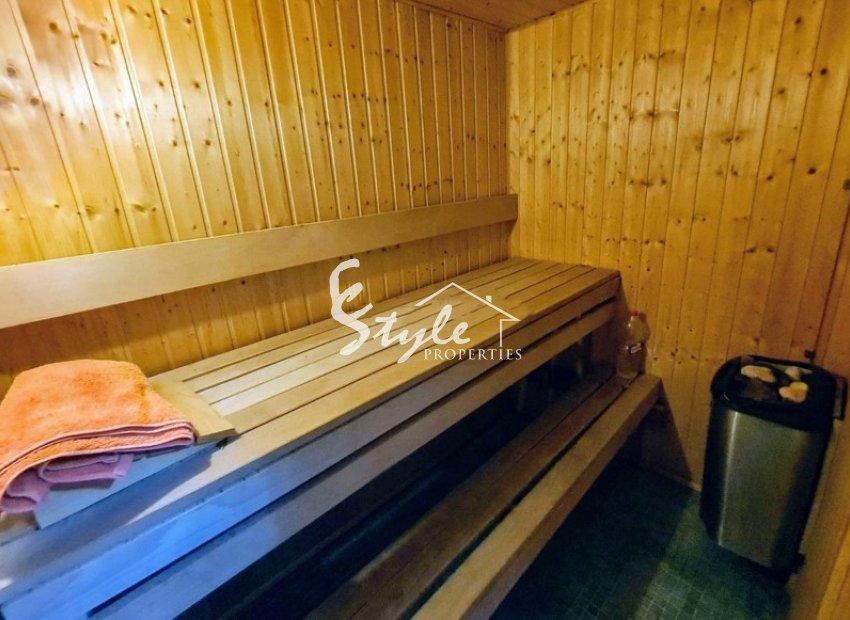 Comprar villa de lujo en Ciudad Quesada cerca del mar. ID 4800