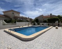 Comprar villa en Algorfa, Costa Blanca. ID: ST-6354