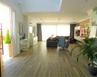 Comprar villa muy cerca de la playa con vistas al mar en Guardamar del Segura, Costa Blanca. ID 4114