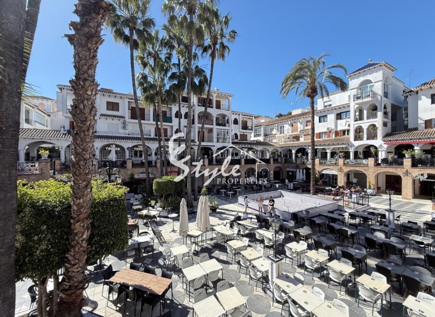 Corner 2-Bedroom Apartment in Villamartín Plaza, Orihuela Costa – Pool Views & Golf Nearby. ID3421