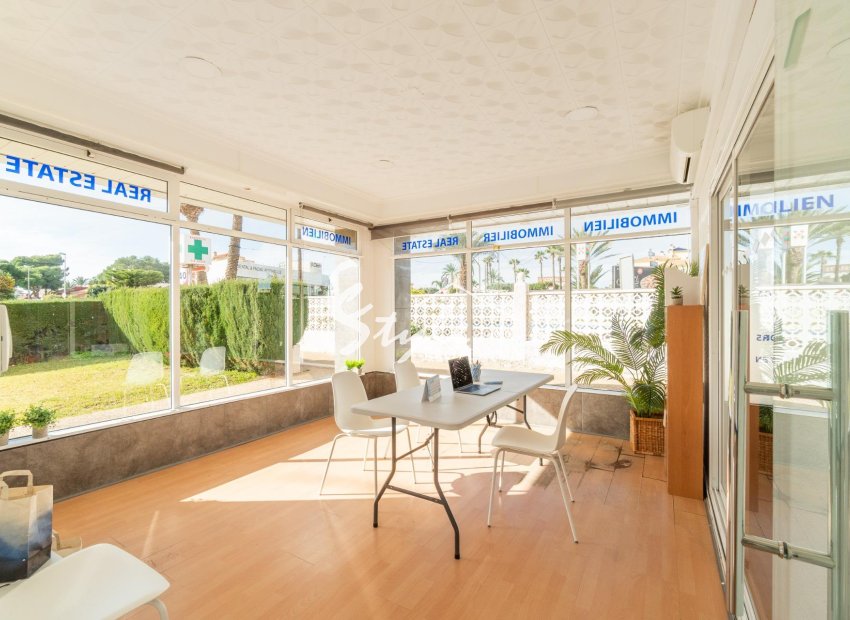 Долгосрочная аренда - Commercial - Orihuela-Costa - Ла Зения