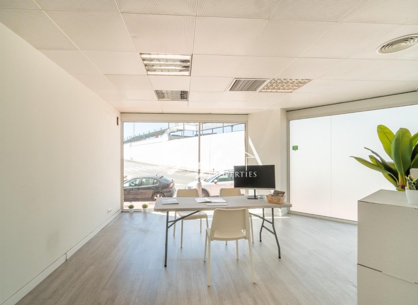 Долгосрочная аренда - Commercial - Orihuela-Costa - Playa Flamenca