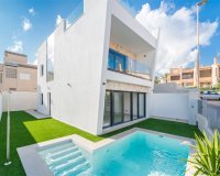En venta nueva villa cerca del mar en La Mata, Torrevieja ON1242