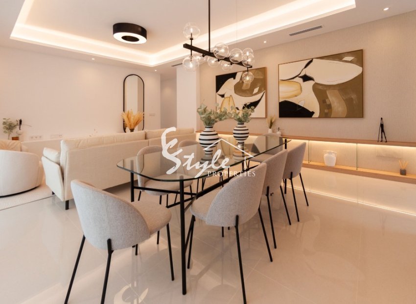  En venta nueva villa en la urbanización  de Ciudad Quesada, Alicante ,Costa Blanca ON1412