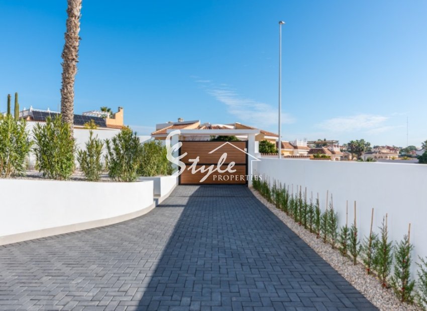  En venta nueva villa en la urbanización de Ciudad Quesada, Alicante, Costa Blanca ON1416