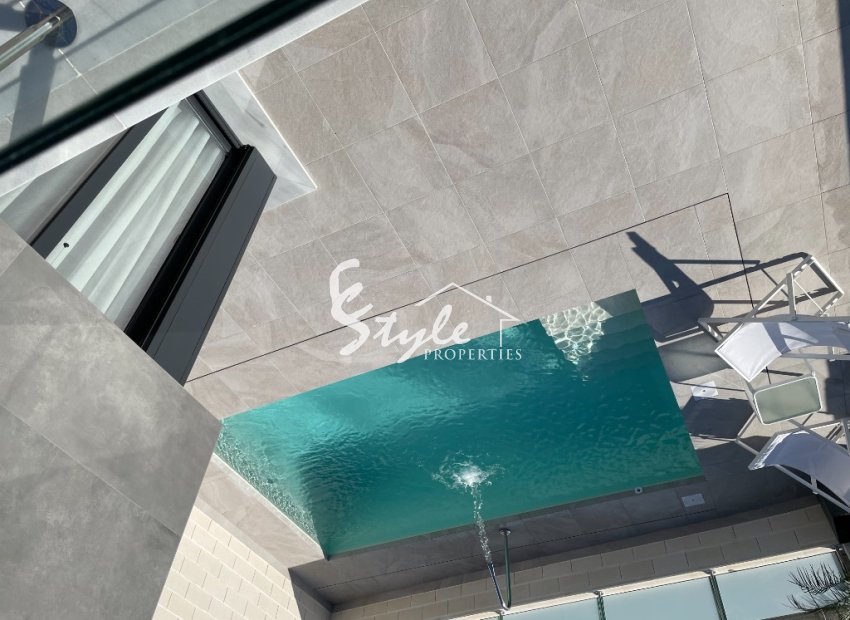 En venta nuevas villas espaciosas con piscina privada Los Altos