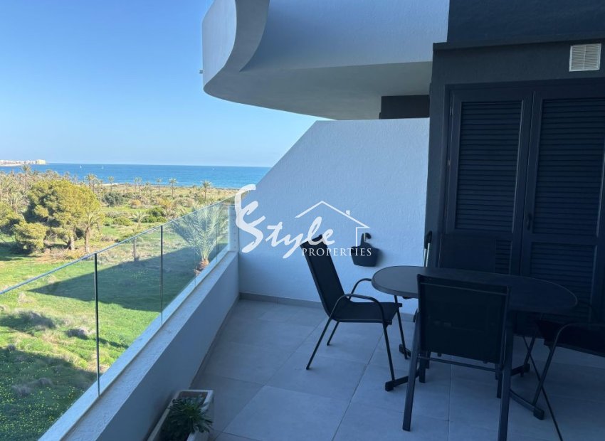 Exclusive modern apartment in Punta Prima, Torrevieja with sea views and infinity pool. Costa Blanca, Spain. ID2755
