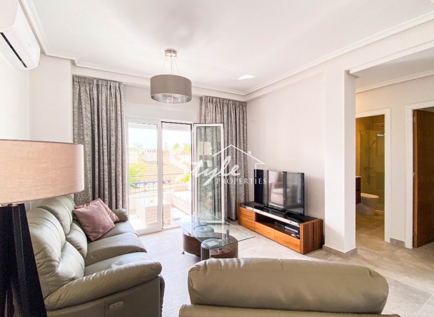 For rent 2 bedroom apartment near the sea in Punta Prima, Costa Blanca, Spain. ID100