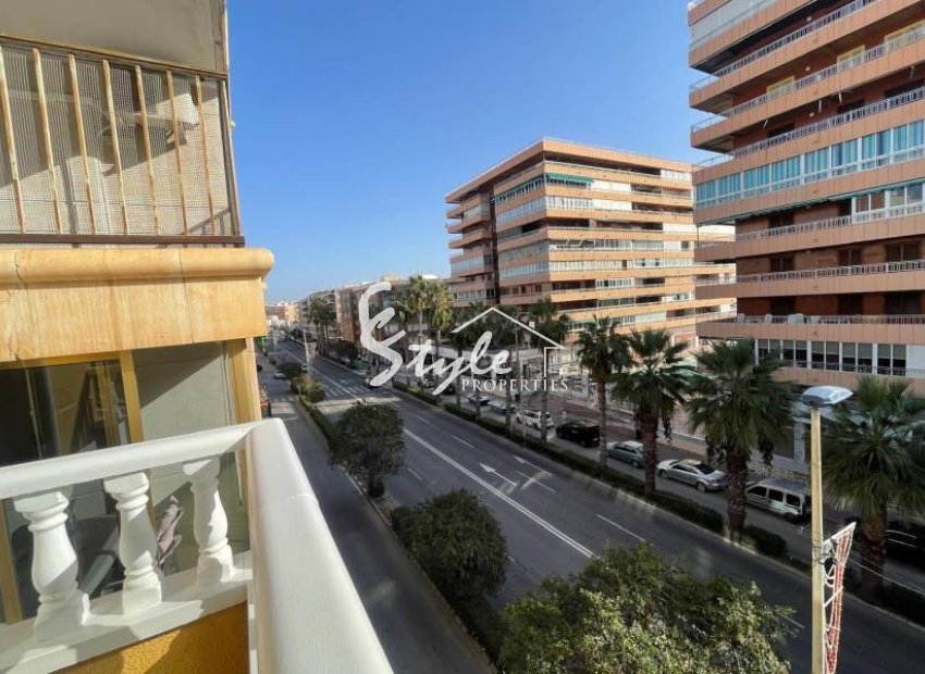 For sale 3 bedroom apartment in Gregorio Marañon. Acquit, Naufragos, Torrevieja. ID1948