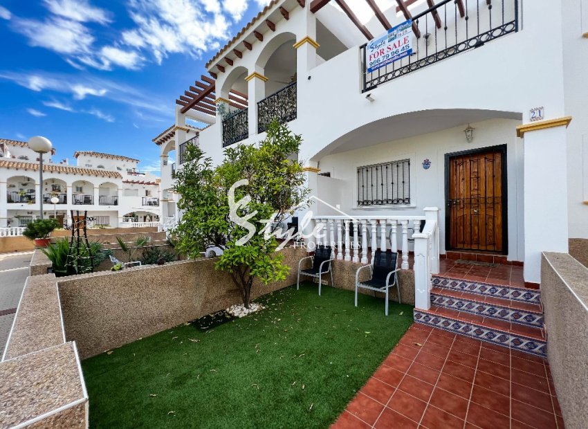 For sale 3 bedroom duplex in Cinuelica R11, Punta Prima, Orihuela Costa , Costa Blanca, Spain. ID1626