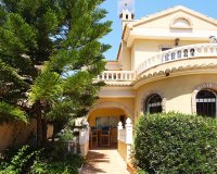 For sale 4 bedroom villa in Las Filipinas, Orihuela Costa, Costa Blanca. ID2752