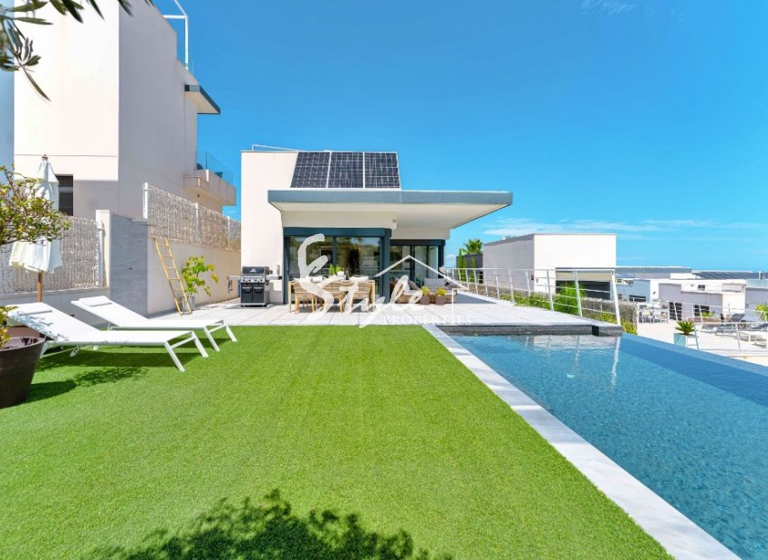 For sale 5 bedroom villa in San Miguel de Salinas, Costa Blanca, Spain. ID1357