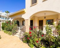 For sale a detached villa with a swimming pool in Doña Pepa, Cuidad Quesada, Costa Blanca, Spain. ID1356