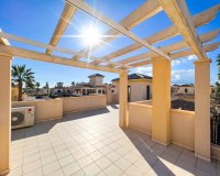 For sale a detached villa with a swimming pool in Doña Pepa, Cuidad Quesada, Costa Blanca, Spain. ID1356