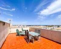 For sale a penthouse with the sea views and garden in La Cinuelica, Punta Prima, Costa Blanca. ID3336