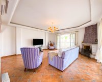 For sale an exclusive luxury villa with a large plot in Villamartin, Costa Blanca, Spain. ID3484