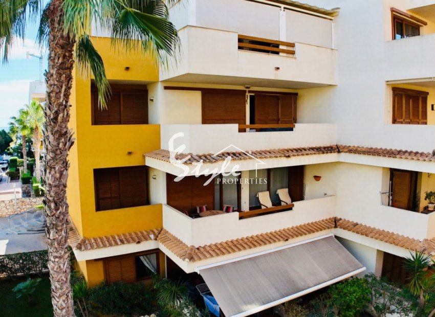 For sale apartment close to the beach in La Entrada, Punta Prima, Costa Blanca, Spain. ID 2597