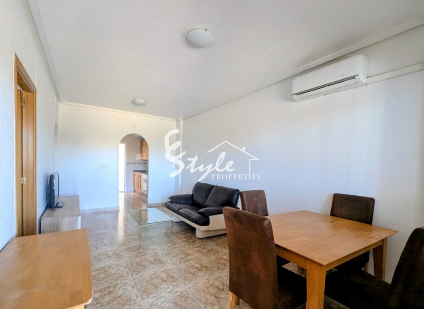 For sale apartment in La Cinuelica R 14, Punta Prima, Los Altos, Orihuela Costa, Costa Blanca. ID 2764