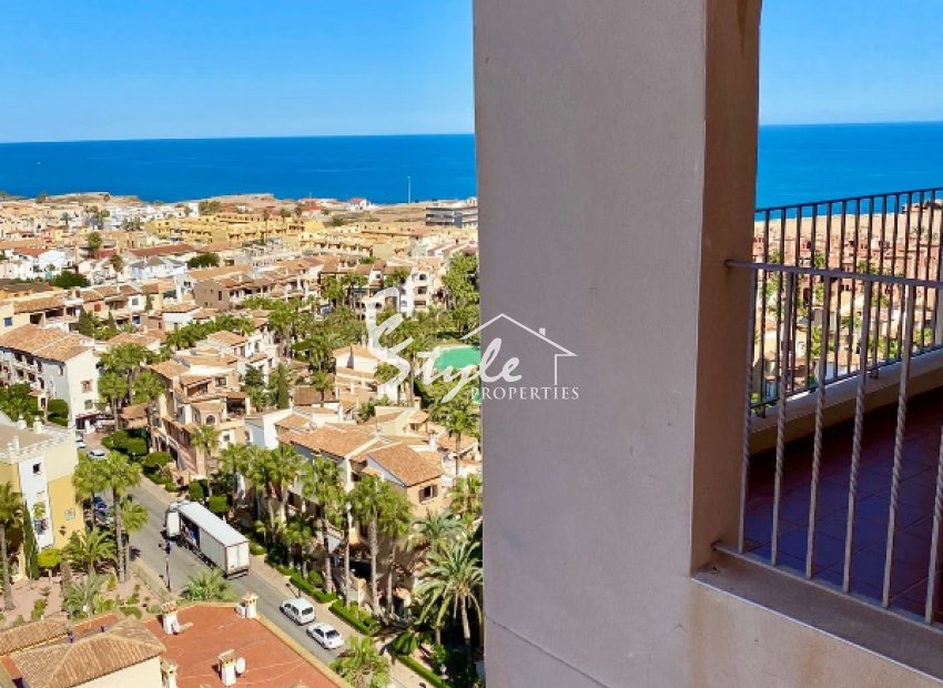 For sale apartment with sea views close to the beach in Atalayas, Torrevieja, Costa Blanca, Spain, ID D3554
