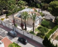For sale classic style villa close to the beach in Campoamor, Costa Blanca, Spain. ID1722