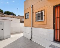 For Sale Corner Townhouse of 3 Bedrooms in Los Altos, Torrevieja, Costa Blanca. ID2295