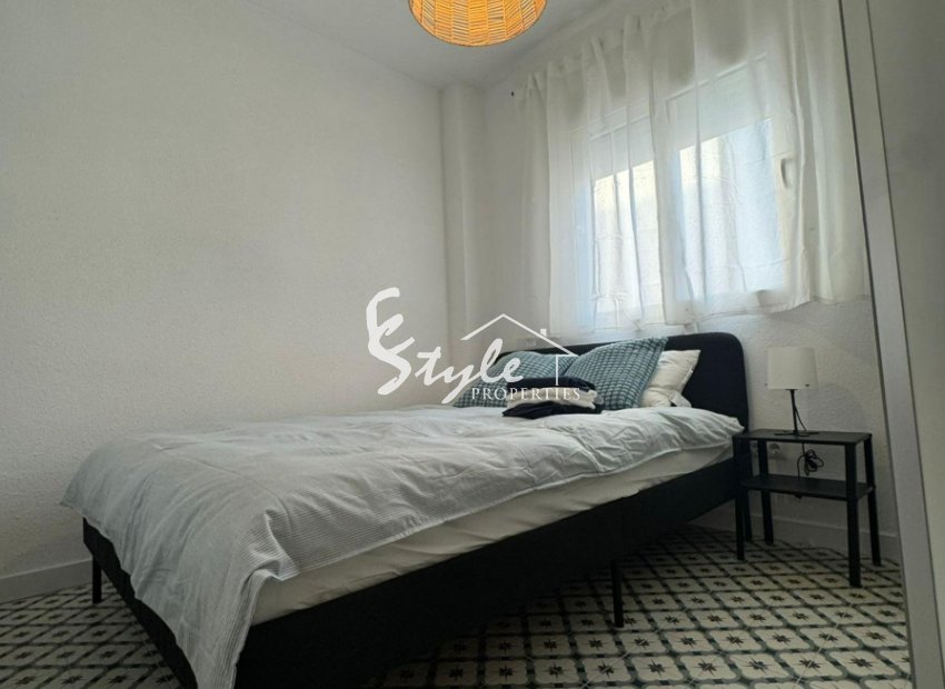 For sale cozy renovated apartment in Torevieja, Costa Blanca, Spain. ID2356