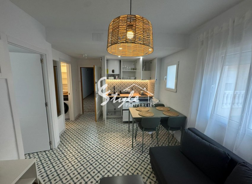 For sale cozy renovated apartment in Torevieja, Costa Blanca, Spain. ID2356