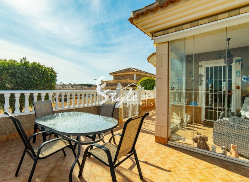 For sale detached house close to amenities in Los Altos, Torrevieja, Costa Blanca. ID3138