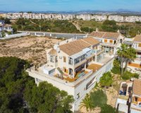 For sale duplex apartment in Parque Aromatico, Torreblanca, La Mata, Torrevieja. ID2678